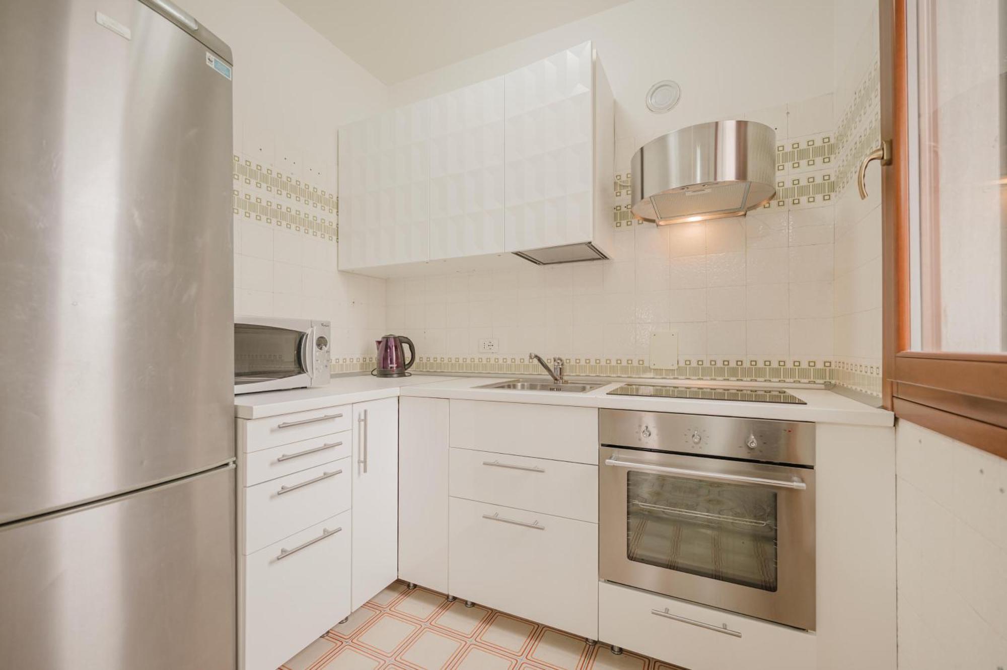 Apartamento Viky Flat - 15 Min From & Free Parking